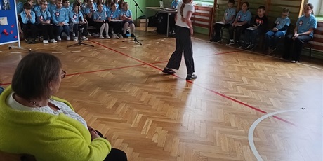 Powiększ grafikę: Gimnastyka artystyczna.