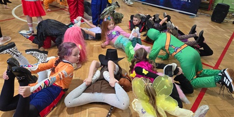 Powiększ grafikę: Zabawy.