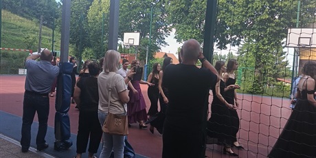 Powiększ grafikę: Dumni rodzice.