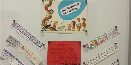 Powiększ grafikę: Wystawa prac z kropek.