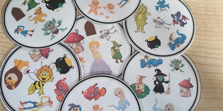 Powiększ grafikę: Dooble z bohaterami bajek.