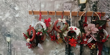 Powiększ grafikę: Wieńce świąteczne.