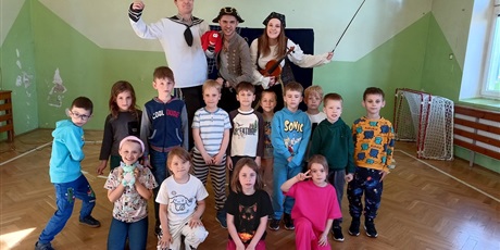 Powiększ grafikę: Załoga z 1b.