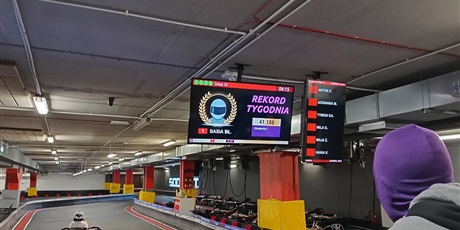 Powiększ grafikę: Wyścig.