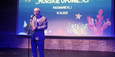 Powiększ grafikę: Dyrektor szkoły muzycznej.