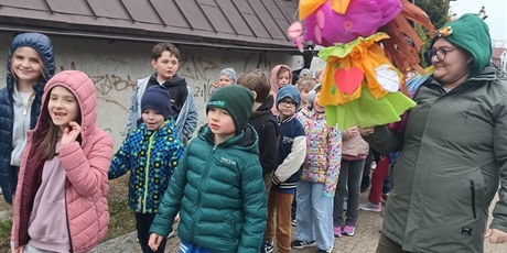 Powiększ grafikę: Korowód wiosenny.