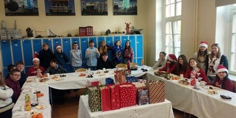 Powiększ grafikę: Wigilia w kl. 7.