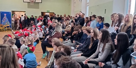 Powiększ grafikę: Publiczność.