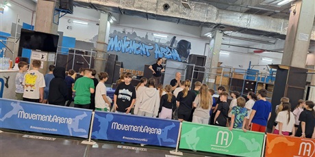 Powiększ grafikę: Zajęcia sportowe.