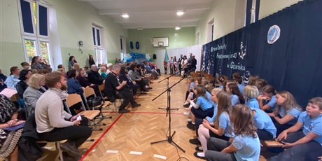 Powiększ grafikę: UROCZYSTOŚĆ 80 - LECIA